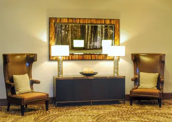 Doubletree By Hilton Reading hotel thumbnail 4