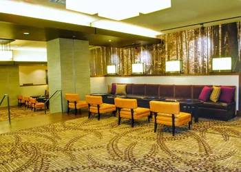 Doubletree By Hilton Reading hotel thumbnail 6