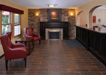 Red Roof Inn PLUS+ & Suites Guilford hotel thumbnail 3