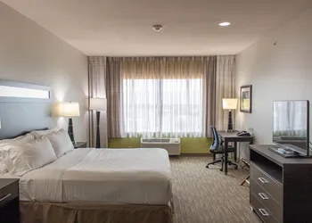 Holiday Inn Express & Suites Temple - Medical Center Area by IHG hotel thumbnail 8