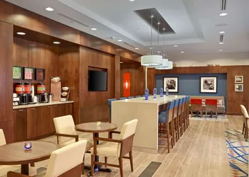 Hampton Inn by Hilton Halifax Downtown hotel thumbnail 7