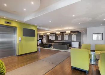 Best Western Plus East Side hotel thumbnail 2