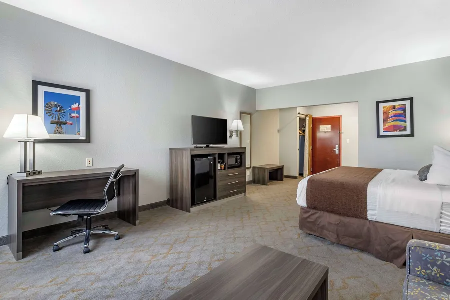 Best Western Plus Victoria Inn & Suites hotel detail image 6