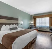 Best Western Plus Victoria Inn & Suites hotel detail image 7