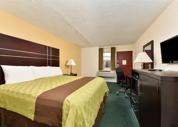 Americas Best Value Inn Port Jefferson Station Long Island hotel thumbnail 3