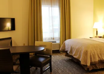 Candlewood Suites Sioux City - Southern Hills by IHG hotel thumbnail 8