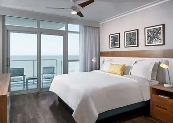 Hilton Grand Vacations Club Ocean Enclave Myrtle Beach hotel thumbnail 8