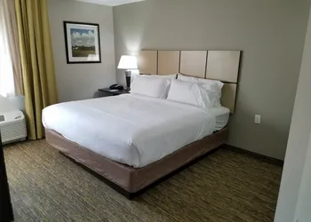 Candlewood Suites Kansas City - Independence by IHG hotel thumbnail 6