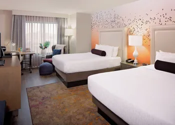Hotel Indigo Austin Downtown - University by IHG hotel thumbnail 7