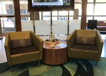 Springhill Suites Wichita Airport hotel thumbnail 4