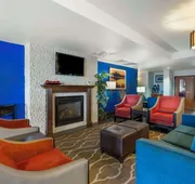 Comfort Suites Redding - Shasta Lake hotel detail image 5