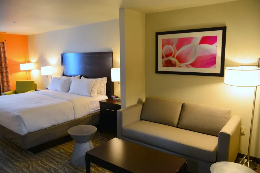Holiday Inn Express & Suites Houston NW - Tomball Area by IHG hotel detail image 2