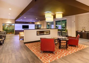 La Quinta Inn & Suites by Wyndham Wichita Falls - MSU Area hotel thumbnail 6