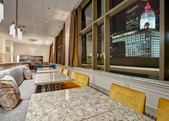 Homewood Suites by Hilton Chicago-Downtown hotel thumbnail 2