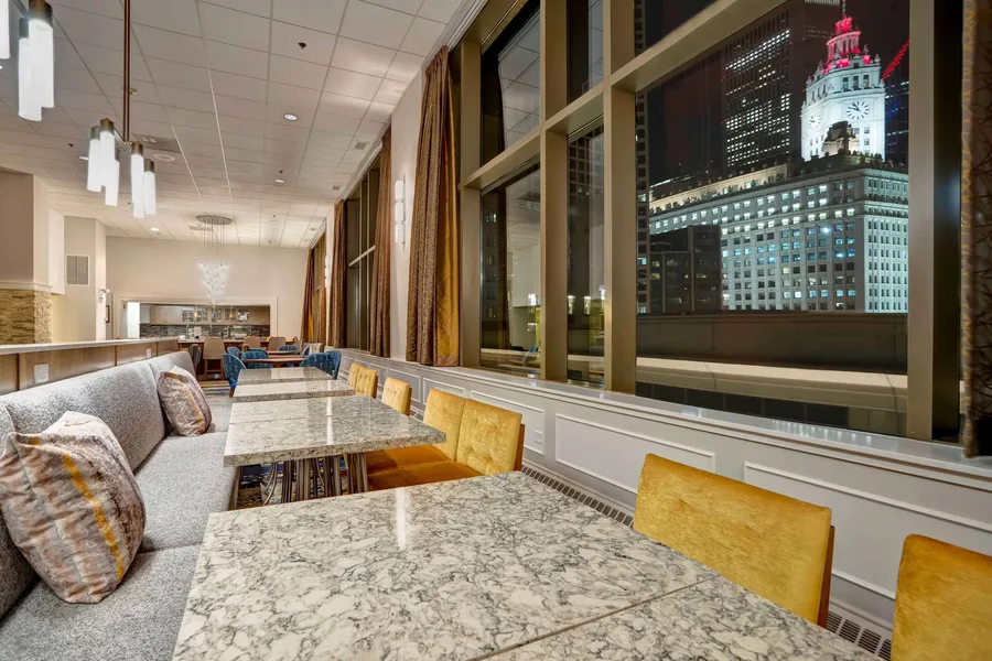 Homewood Suites by Hilton Chicago-Downtown hotel detail image 2