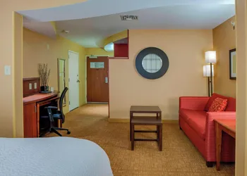 Courtyard Indianapolis Noblesville hotel thumbnail 7
