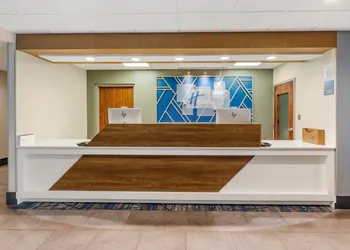 Holiday Inn Express & Suites Nashville Southeast - Antioch by IHG hotel thumbnail 2