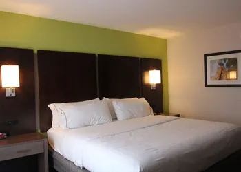 Holiday Inn Express & Suites Sweetwater by IHG hotel thumbnail 8