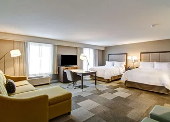 Hampton Inn & Suites by Hilton Saskatoon Airport hotel thumbnail 7
