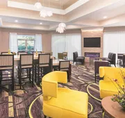 La Quinta Inn & Suites by Wyndham Atlanta Conyers hotel detail image 3