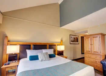 Blackcomb Lodge hotel thumbnail 6
