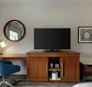 Hampton Inn & Suites Pittsburgh/Harmarville hotel detail image 5