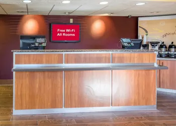 Red Roof Inn Jacksonville Airport hotel thumbnail 2