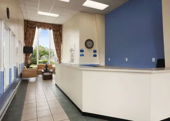 Days Inn by Wyndham West Yarmouth/Hyannis Cape Cod Area hotel thumbnail 2
