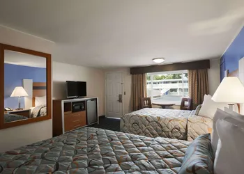 Days Inn by Wyndham West Yarmouth/Hyannis Cape Cod Area hotel thumbnail 8