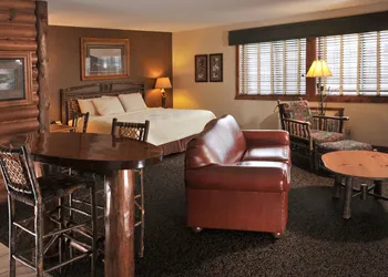 Cedar Creek Hotel Wausau - Rothschild hotel thumbnail 5