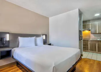 Studio 6 Extended Stay - Austin, TX - Midtown hotel thumbnail 4