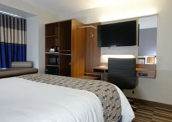 Microtel Inn & Suites by Wyndham Sault Ste. Marie hotel thumbnail 6