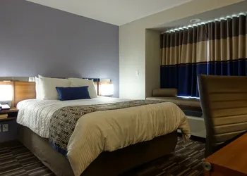 Microtel Inn & Suites by Wyndham Sault Ste. Marie hotel thumbnail 7