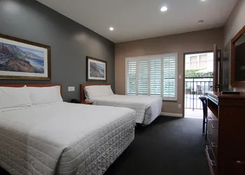Dunes Inn - Wilshire hotel thumbnail 6