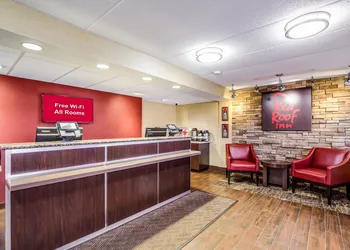 Red Roof Inn Lexington hotel thumbnail 4