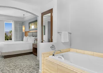 Marriott's Desert Springs Villas II hotel thumbnail 5