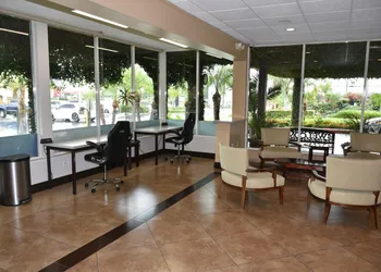 Ontario Airport Inn hotel thumbnail 3