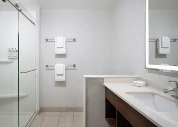 Holiday Inn Express & Suites Trinity by IHG hotel thumbnail 6