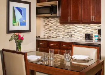 Homewood Suites by Hilton Miami Dolphin Mall hotel thumbnail 7