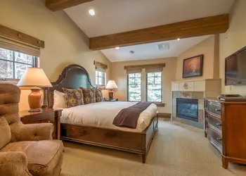 The Chateaux Deer Valley hotel thumbnail 6