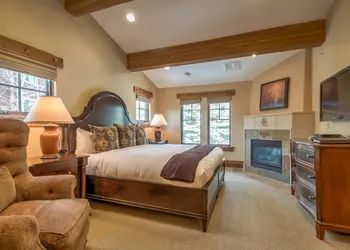 The Chateaux Deer Valley hotel thumbnail 6