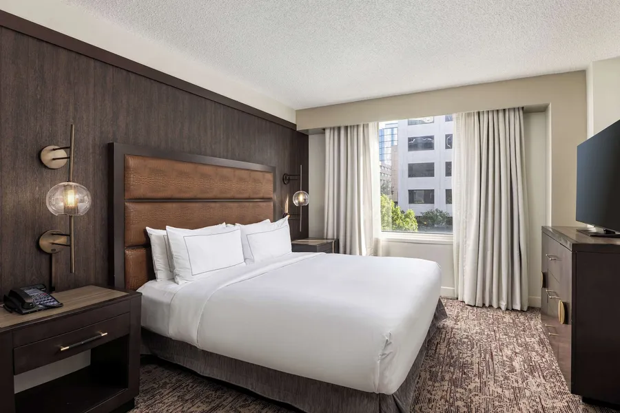 DoubleTree Suites by Hilton Austin Downtown Capitol hotel detail image 6