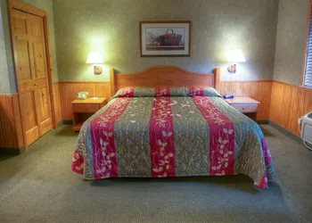Poulsbo Inn & Suites hotel thumbnail 2