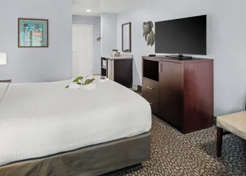 Morro Shores Inn And Suites hotel thumbnail 6