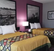 Super 8 by Wyndham Carrizo Springs hotel detail image 4