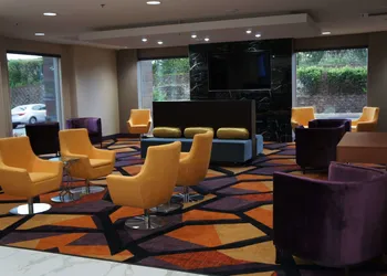La Quinta Inn & Suites by Wyndham Branson hotel thumbnail 2