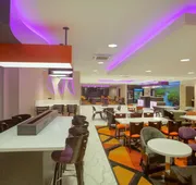 La Quinta Inn & Suites by Wyndham Branson hotel detail image 5