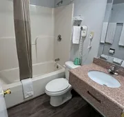 Americas Best Value Inn Lancaster hotel detail image 7