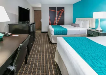 Howard Johnson by Wyndham New Braunfels hotel thumbnail 7