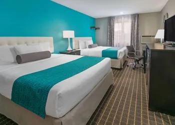 Howard Johnson by Wyndham New Braunfels hotel thumbnail 8